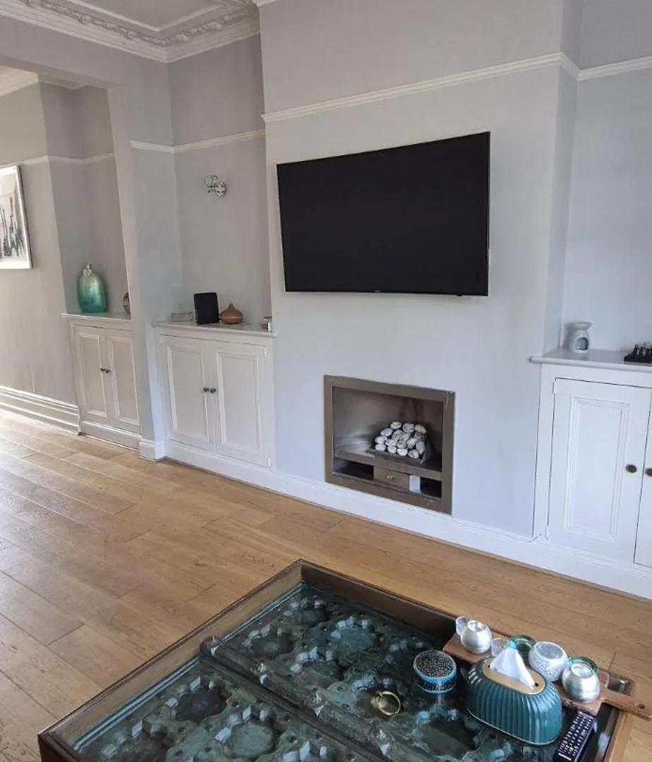 펜션 4 Bed Home With Full Amenities In Cardiff