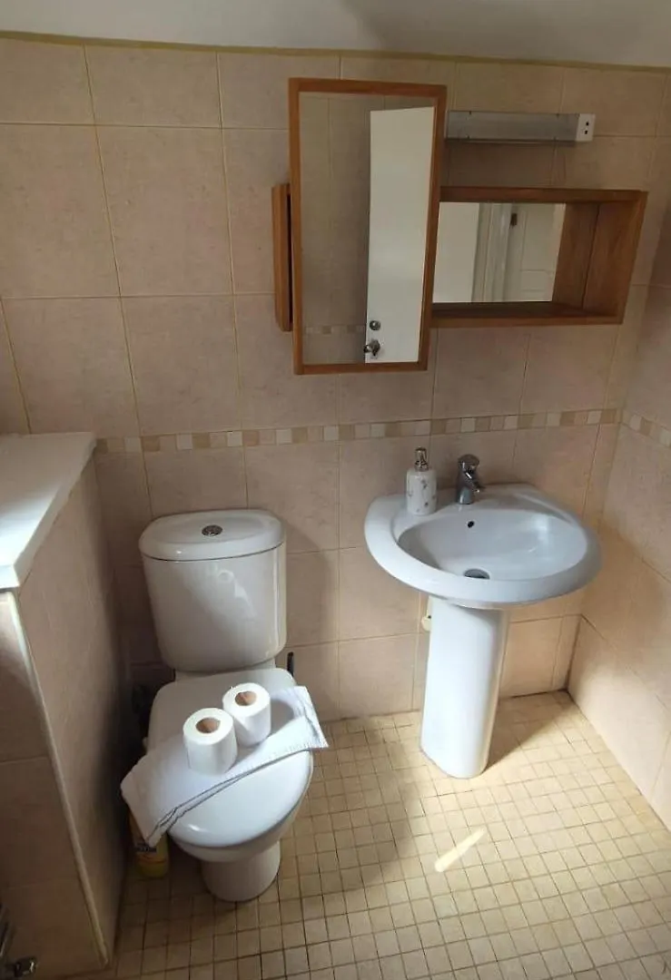 펜션 4 Bed Home With Full Amenities In Cardiff 영국
